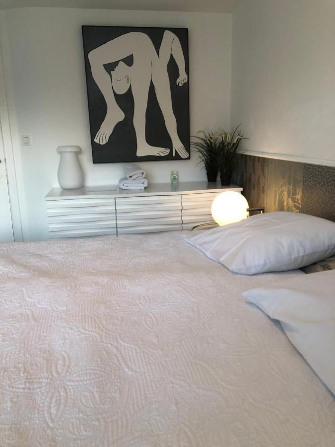 Guesthouse Poppies , Free Parking Oostende Exterior foto